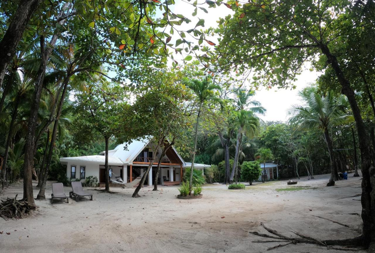 Casa Cecilia Beach Front Playa Santa Teresa  외부 사진