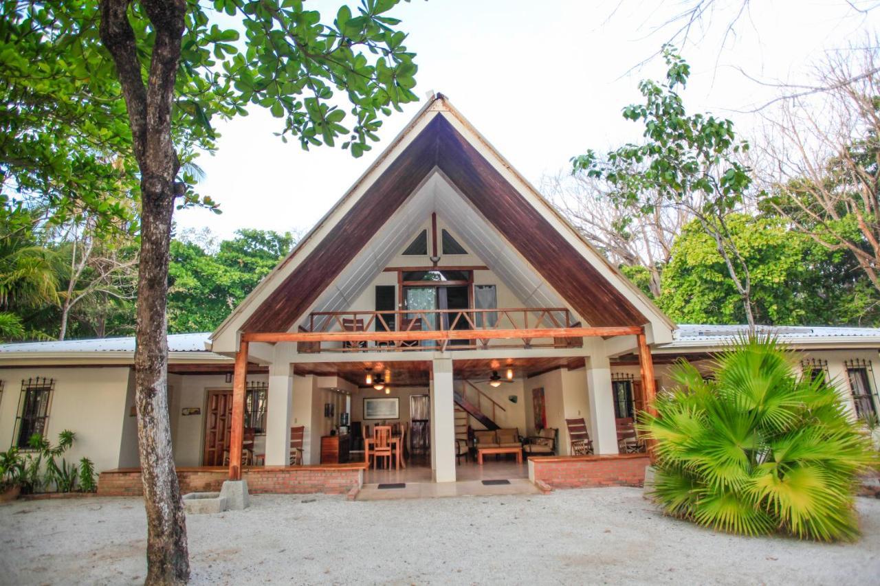 Casa Cecilia Beach Front Playa Santa Teresa  외부 사진